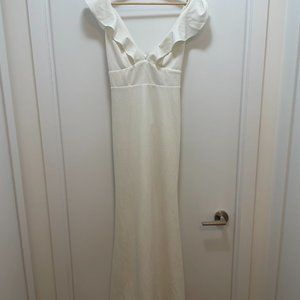 Lulu's White Ruffle Sleeve Full Length Bridesmaid Gown/Dress